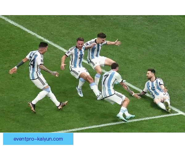 足球赛事全景：全球球迷共聚盛会，巅峰对决值得关注