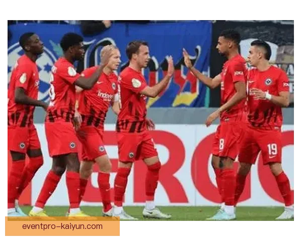 Son 社交媒体影响力持续提升，备受关注的足球明星表现如何引领潮流